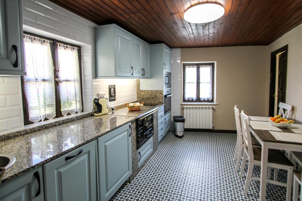 Apartamentos 'Los Balcones De Nieda 2' Cangas de Onis Bagian luar foto
