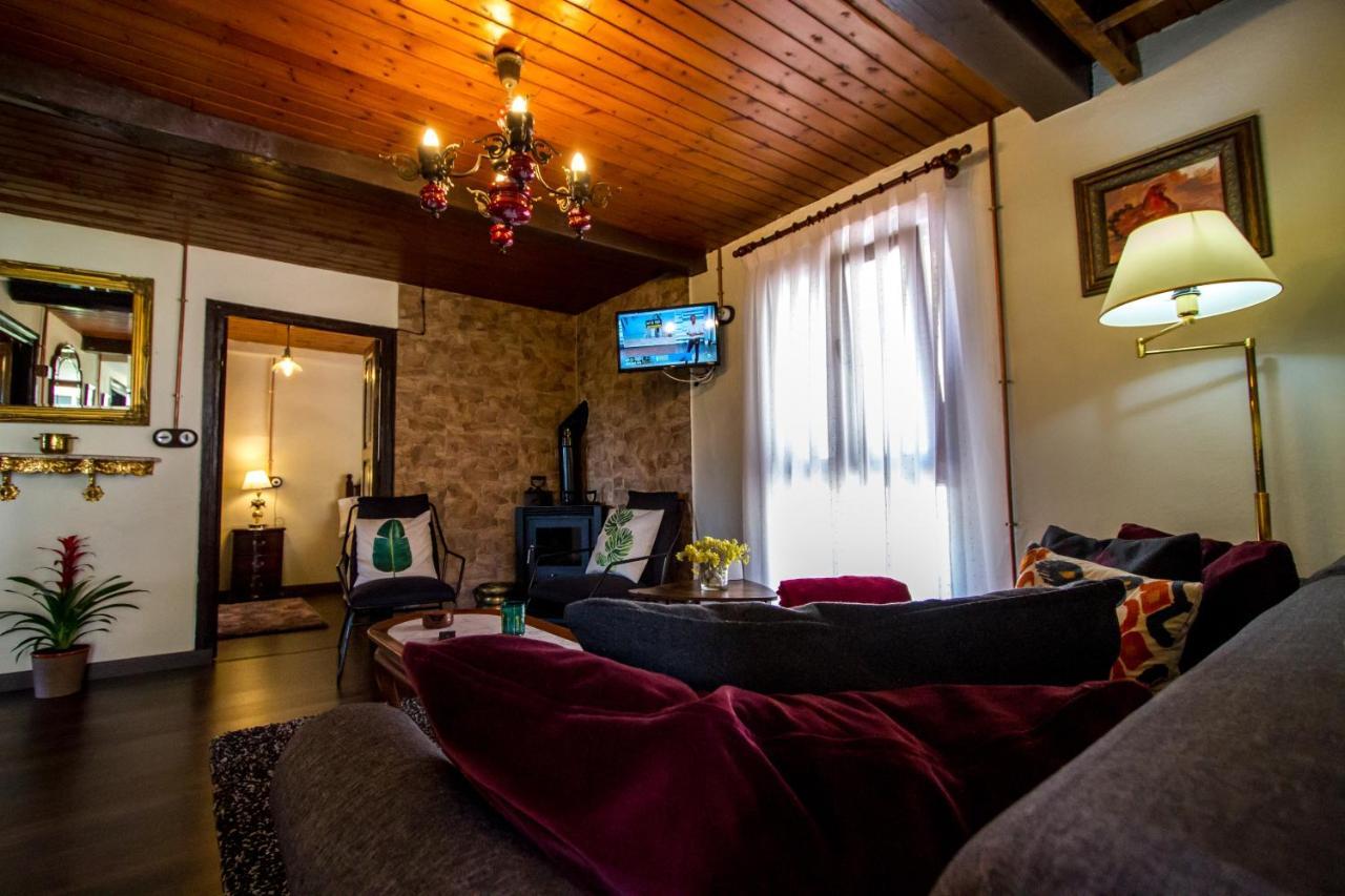 Apartamentos 'Los Balcones De Nieda 2' Cangas de Onis Bagian luar foto